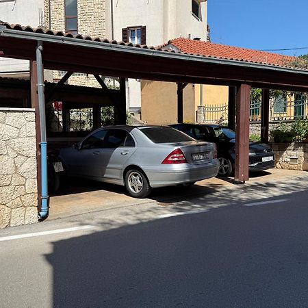 Apartment Batinica Шибеник Екстер'єр фото