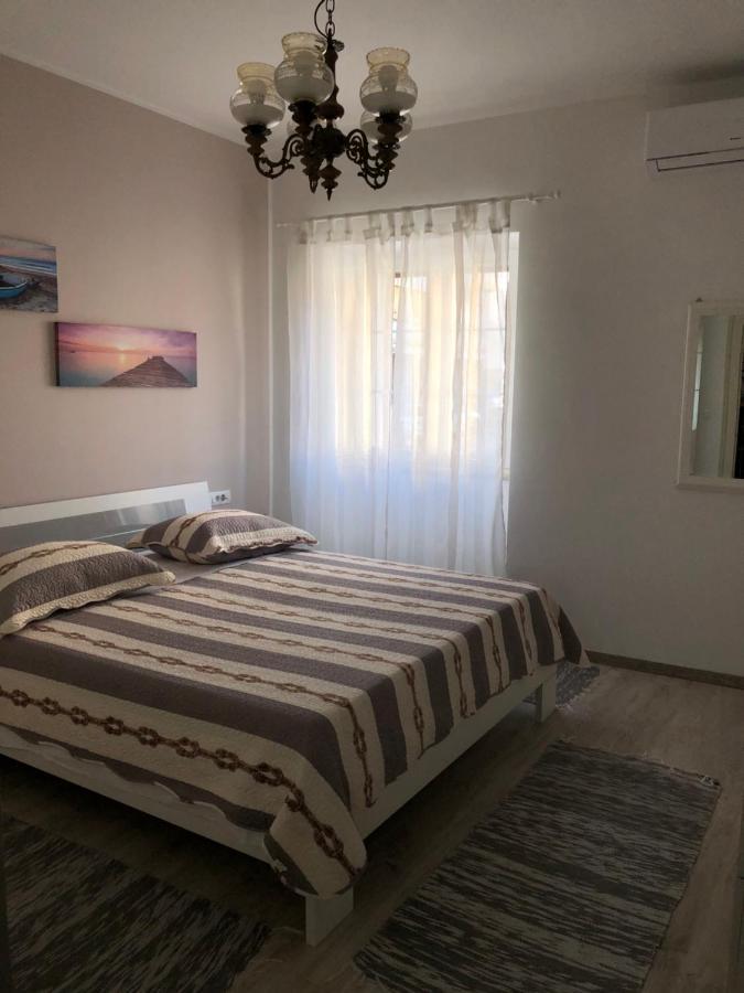 Apartment Batinica Шибеник Екстер'єр фото