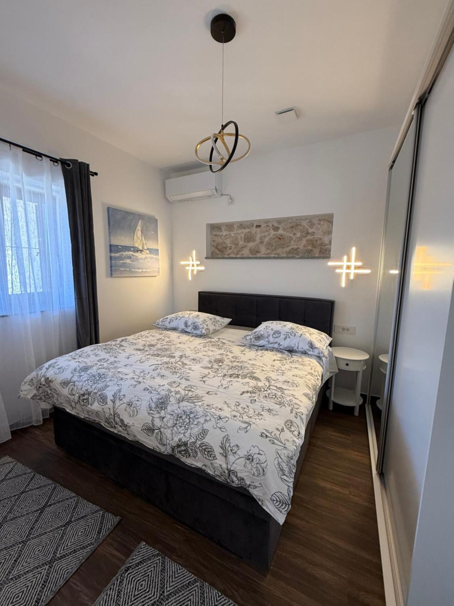 Apartment Batinica Шибеник Екстер'єр фото