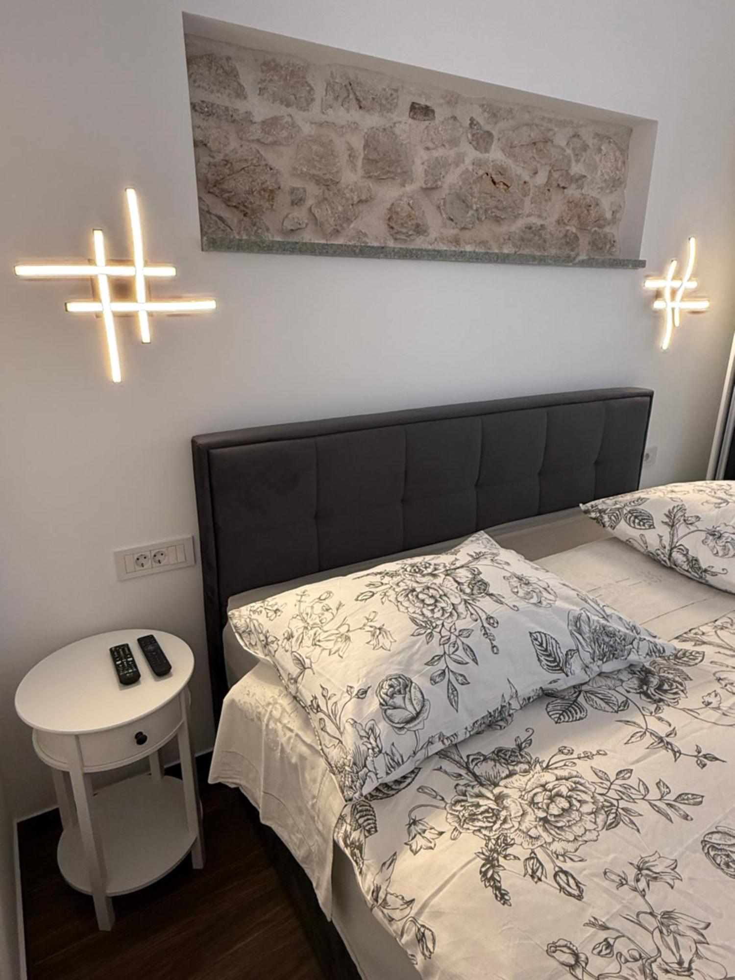 Apartment Batinica Шибеник Екстер'єр фото