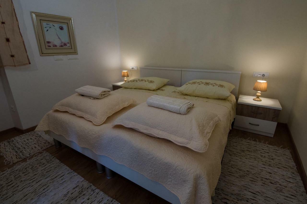 Apartment Batinica Шибеник Екстер'єр фото