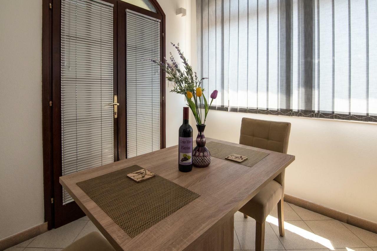 Apartment Batinica Шибеник Екстер'єр фото